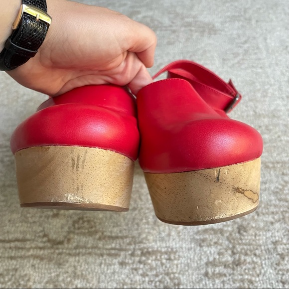 Matisse Free People Red Vegan Leather Heel Platform Clogs 10 - Picture 5 of 11